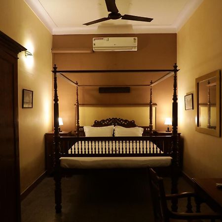 French Villa Pondicherry Esterno foto