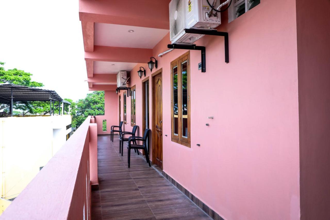 French Villa Pondicherry Esterno foto