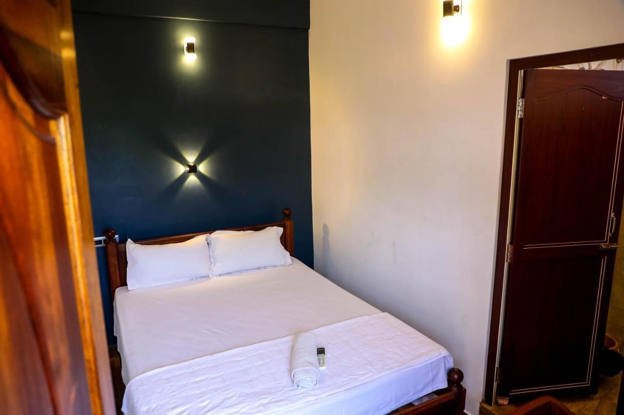 French Villa Pondicherry Esterno foto