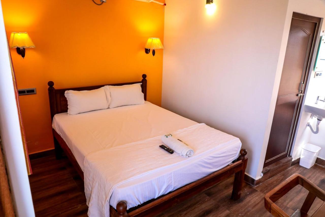 French Villa Pondicherry Esterno foto