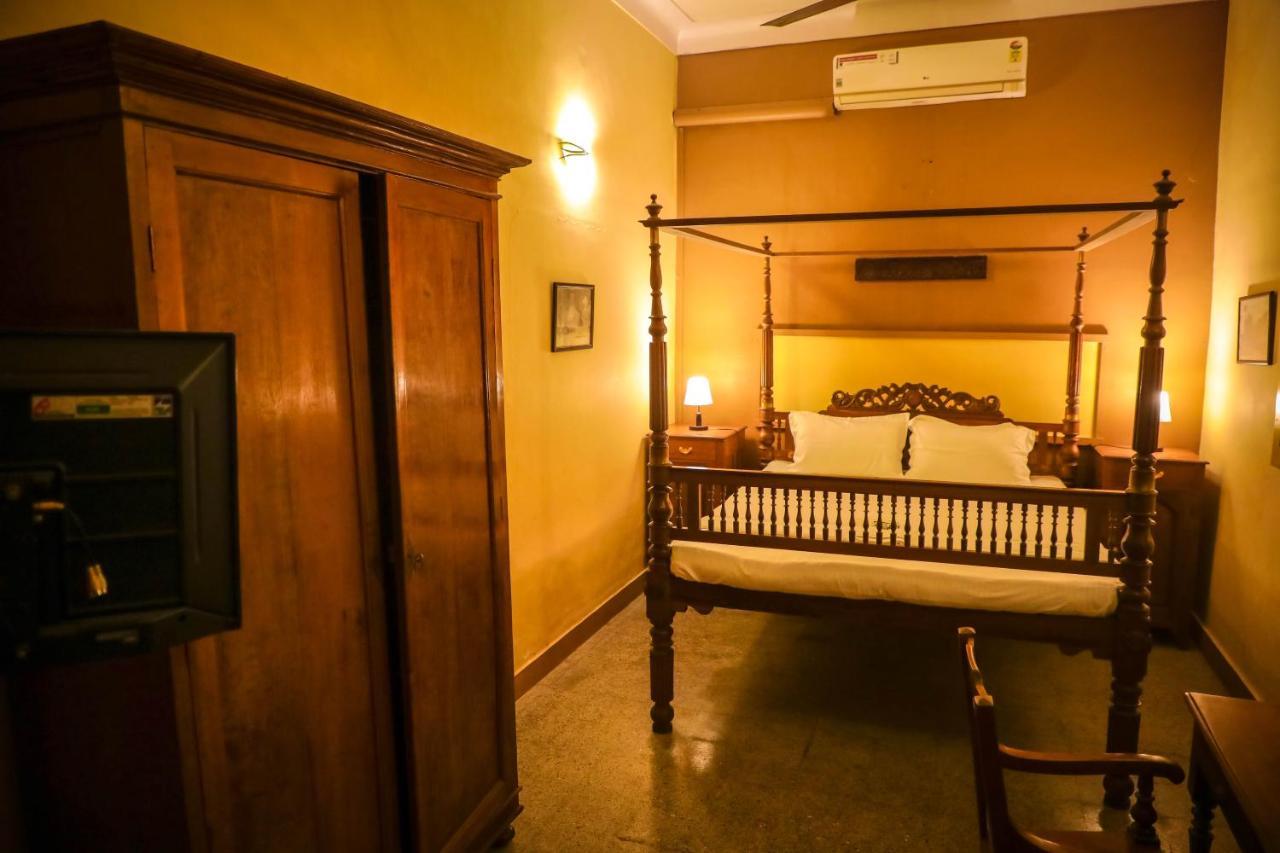 French Villa Pondicherry Esterno foto