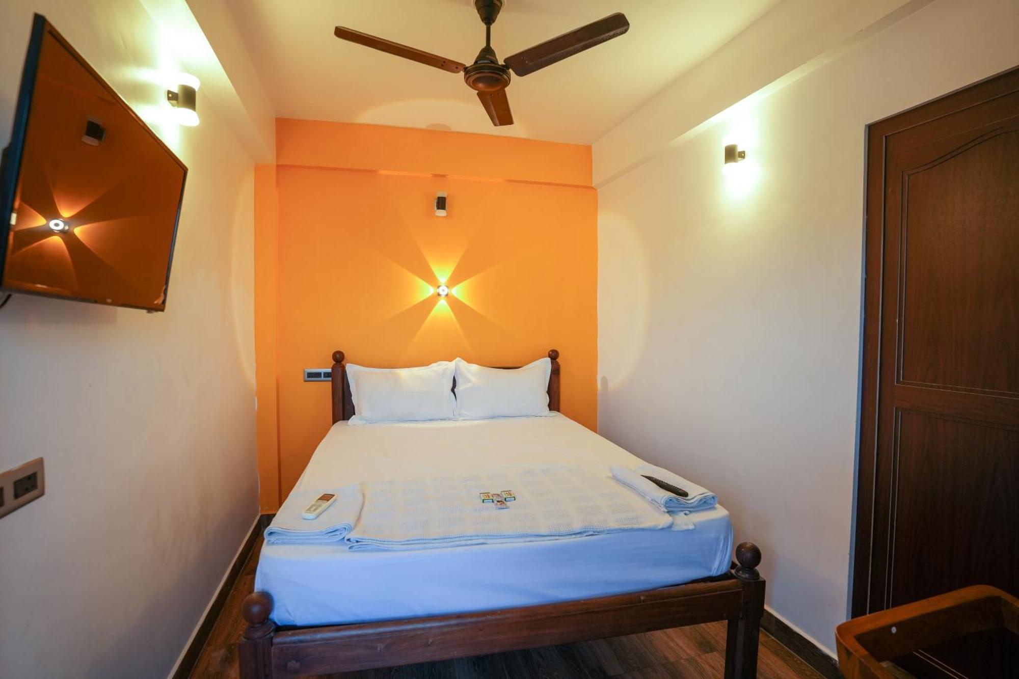 French Villa Pondicherry Esterno foto