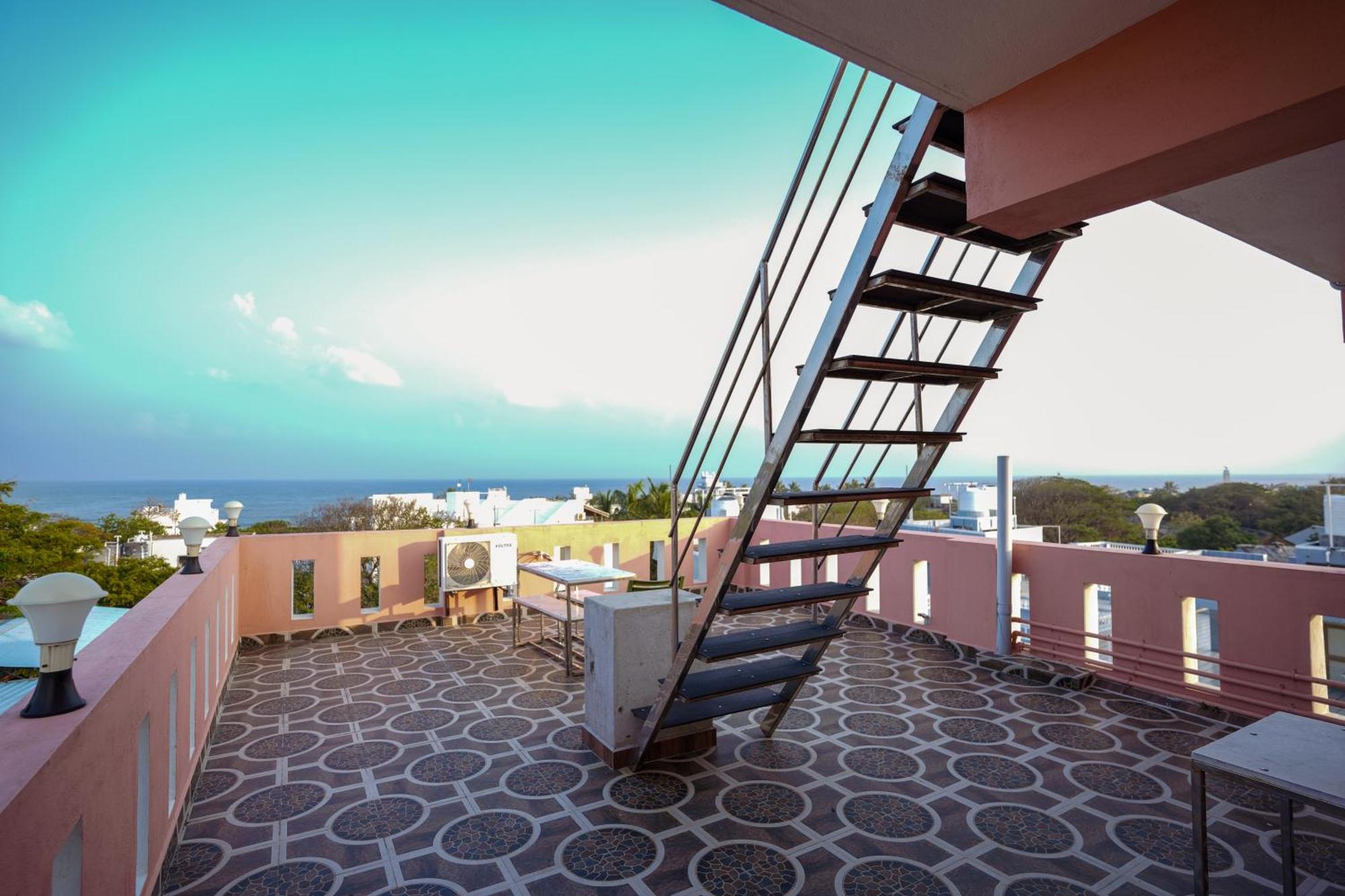 French Villa Pondicherry Esterno foto