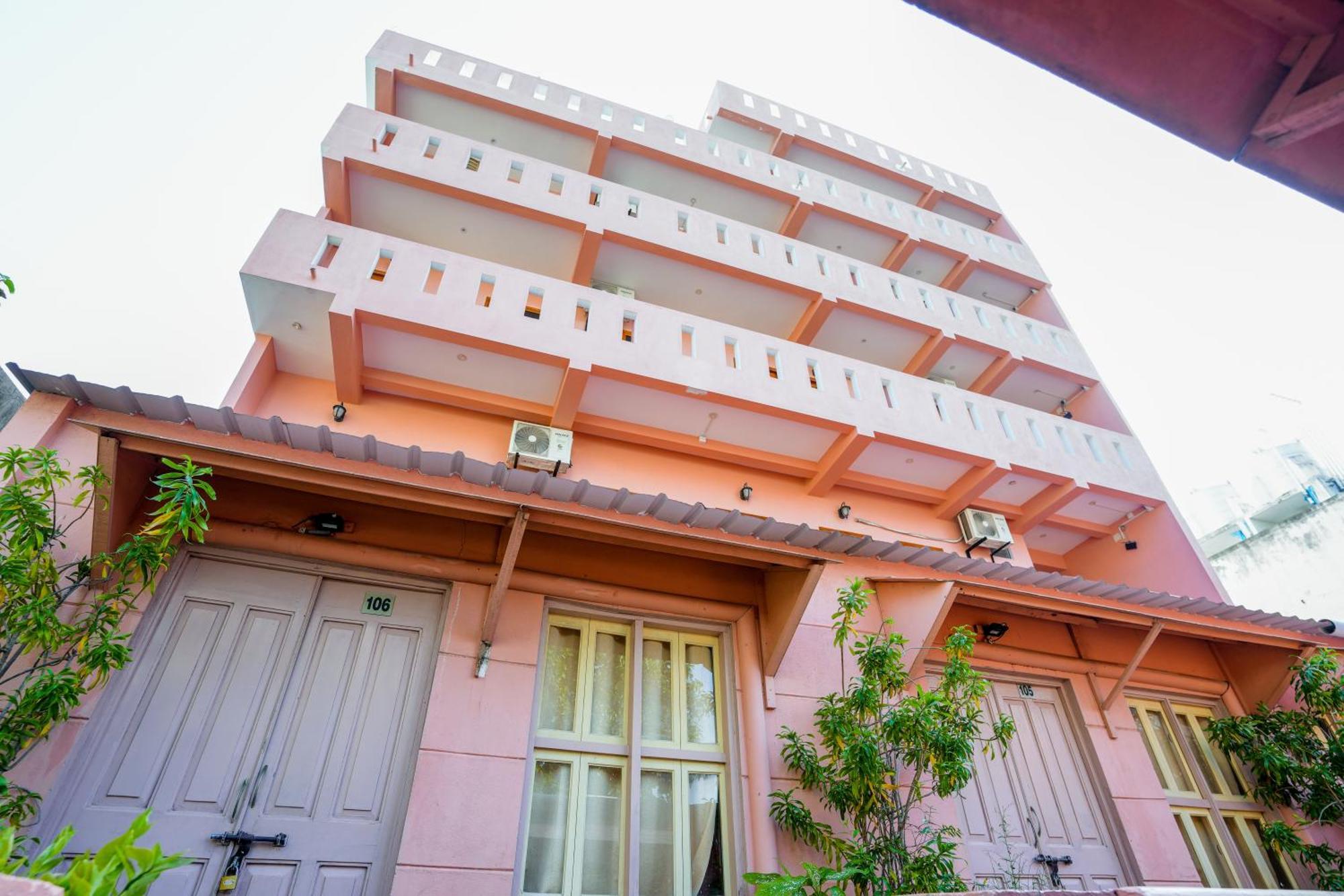 French Villa Pondicherry Esterno foto