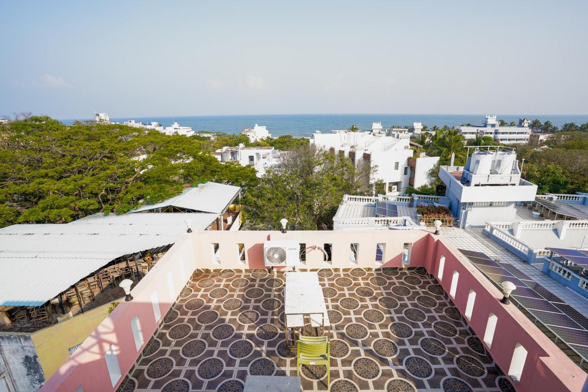 French Villa Pondicherry Esterno foto