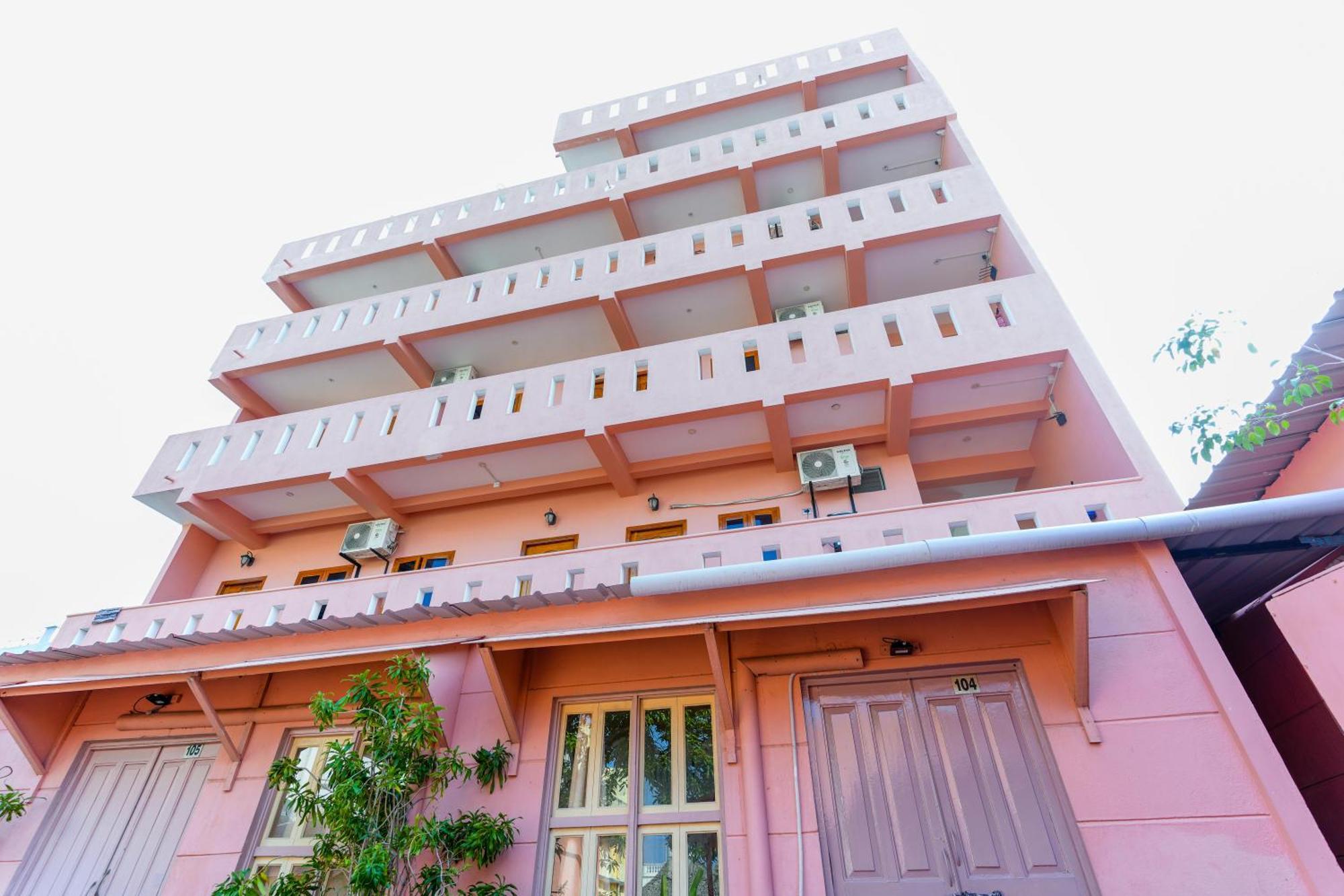 French Villa Pondicherry Esterno foto