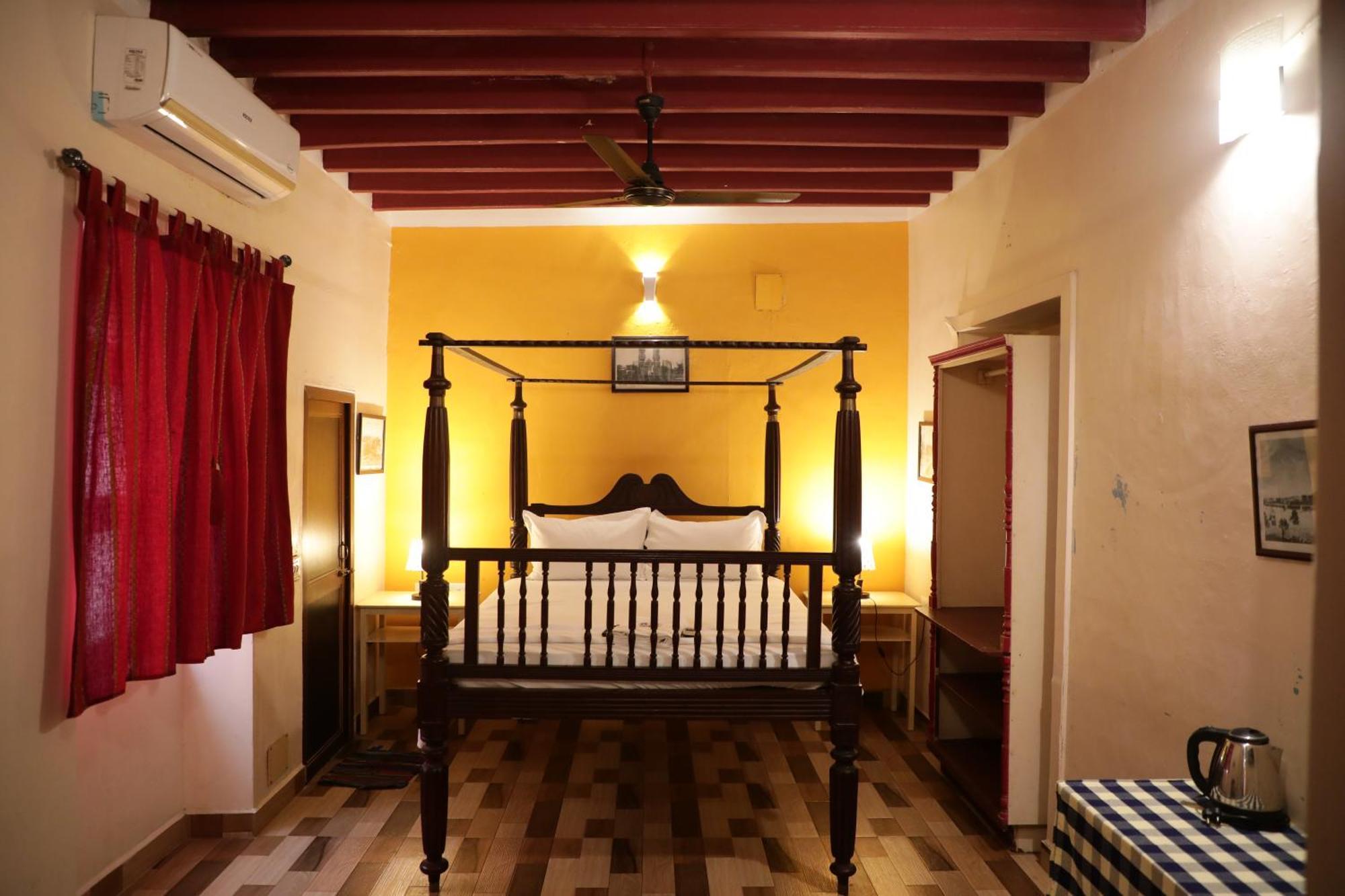 French Villa Pondicherry Esterno foto