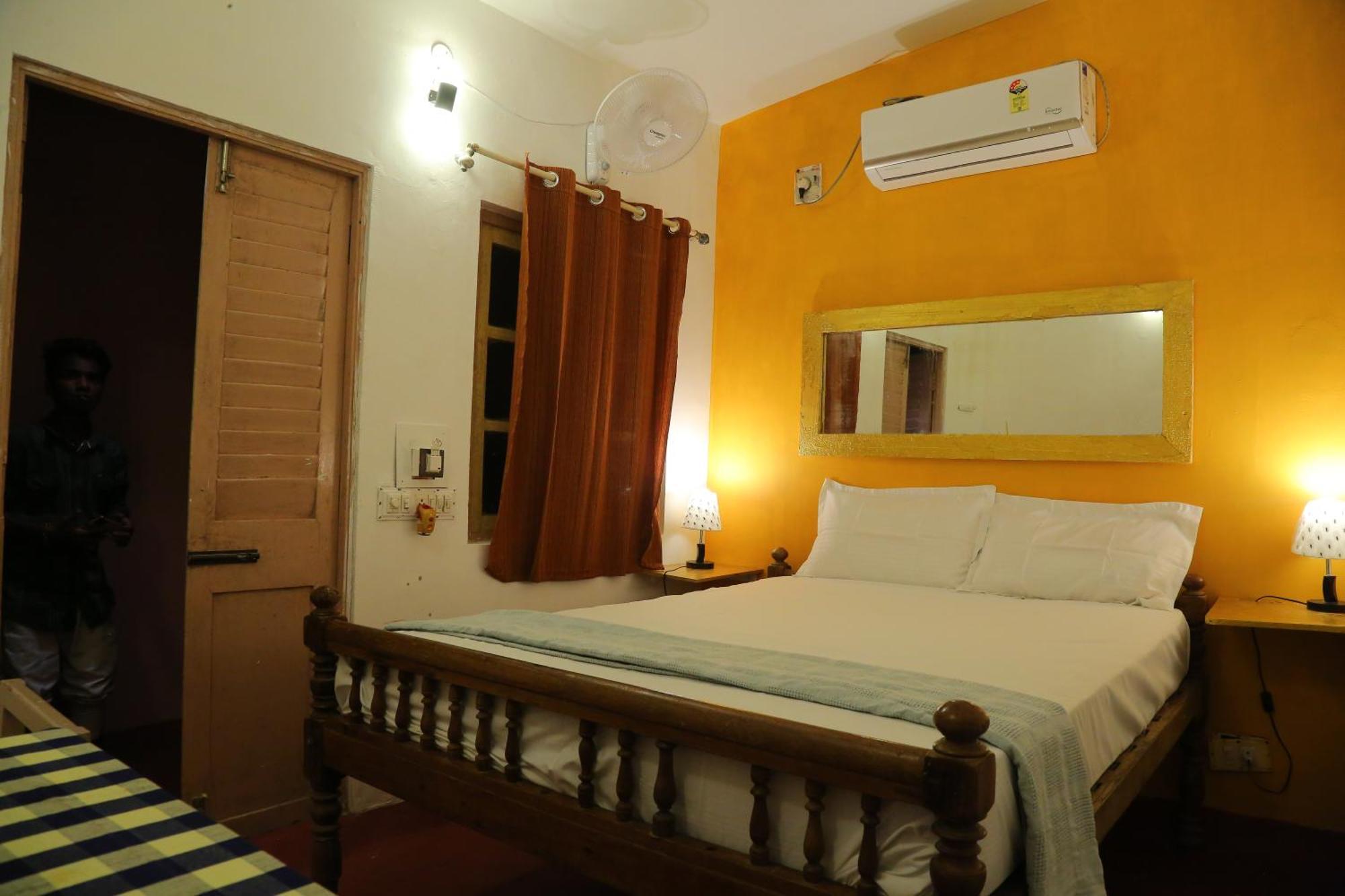 French Villa Pondicherry Esterno foto