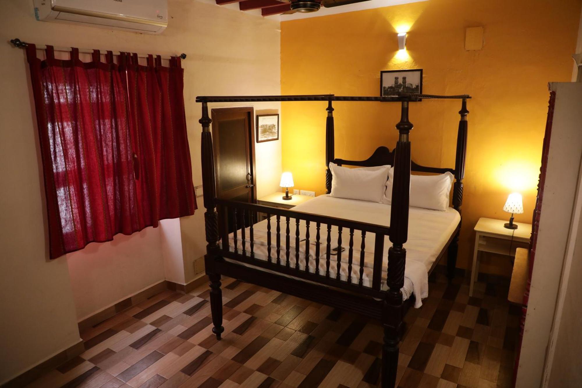French Villa Pondicherry Esterno foto